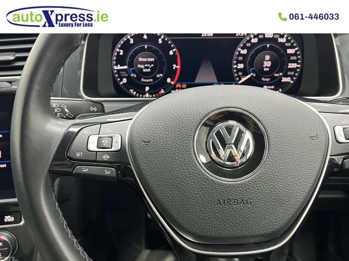 Volkswagen Golf Hatchback, Petrol, 2019, Black