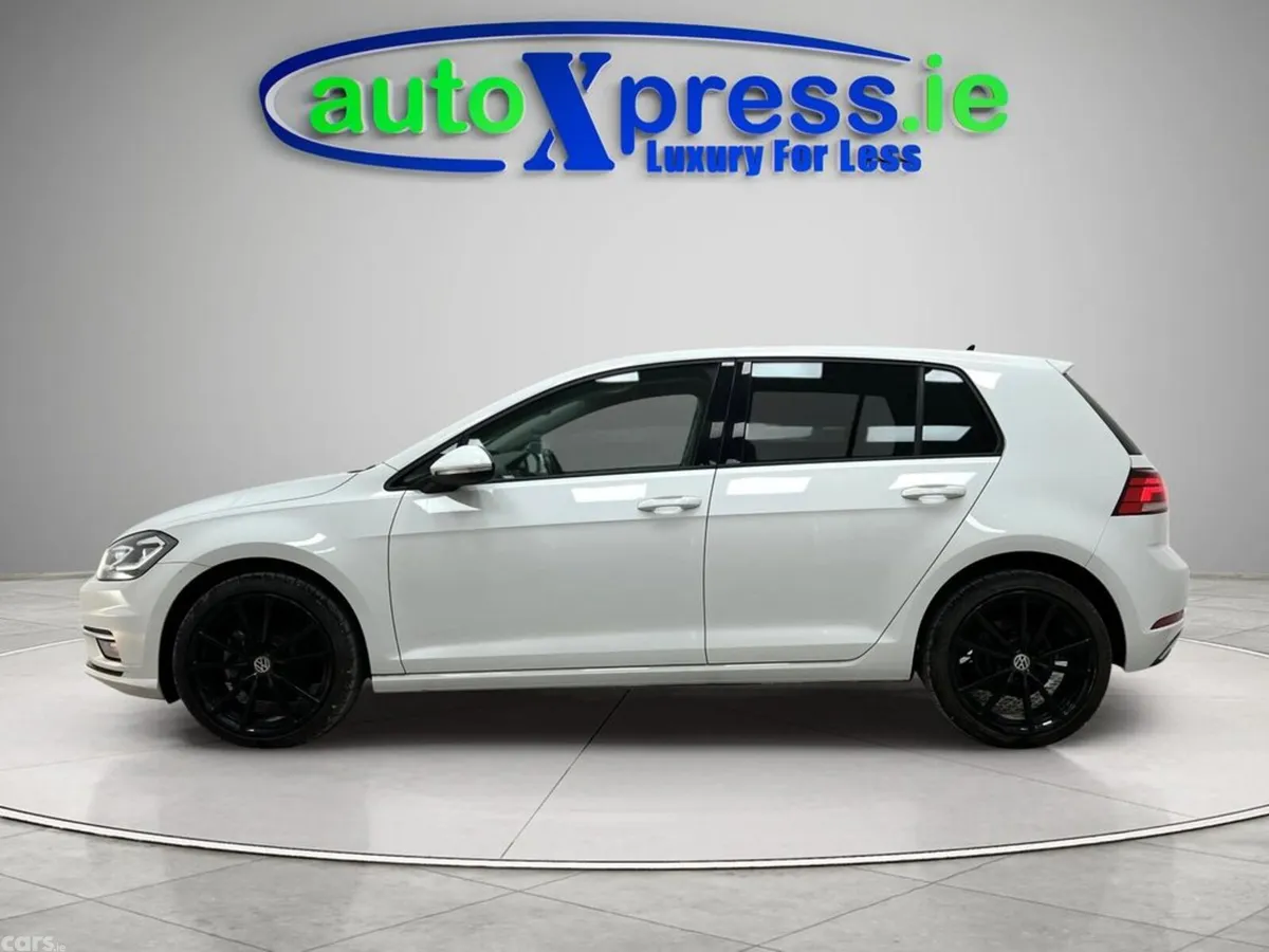 Volkswagen Golf Hatchback, Petrol, 2018, White