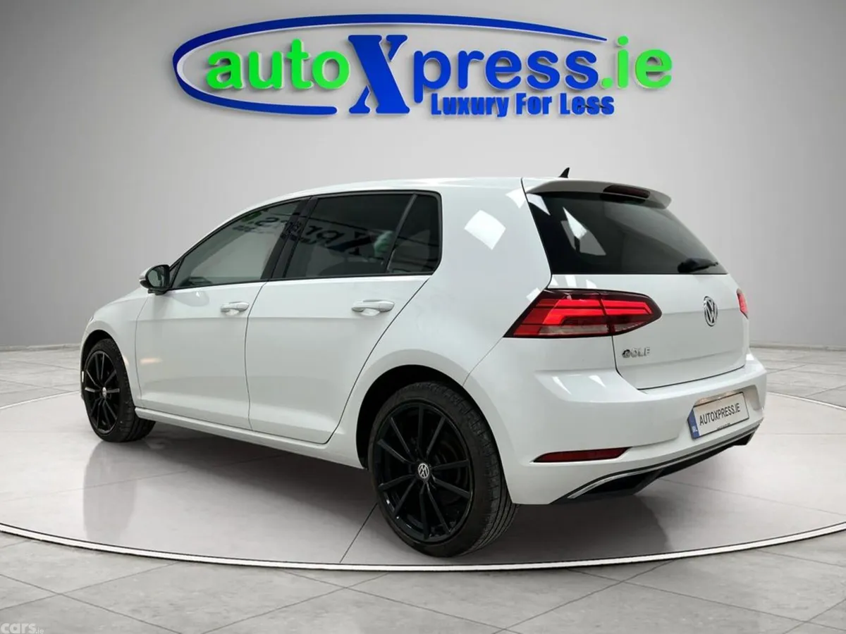 Volkswagen Golf Hatchback, Petrol, 2018, White