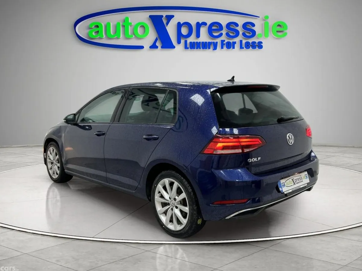 Volkswagen Golf Hatchback, Petrol, 2018, Blue