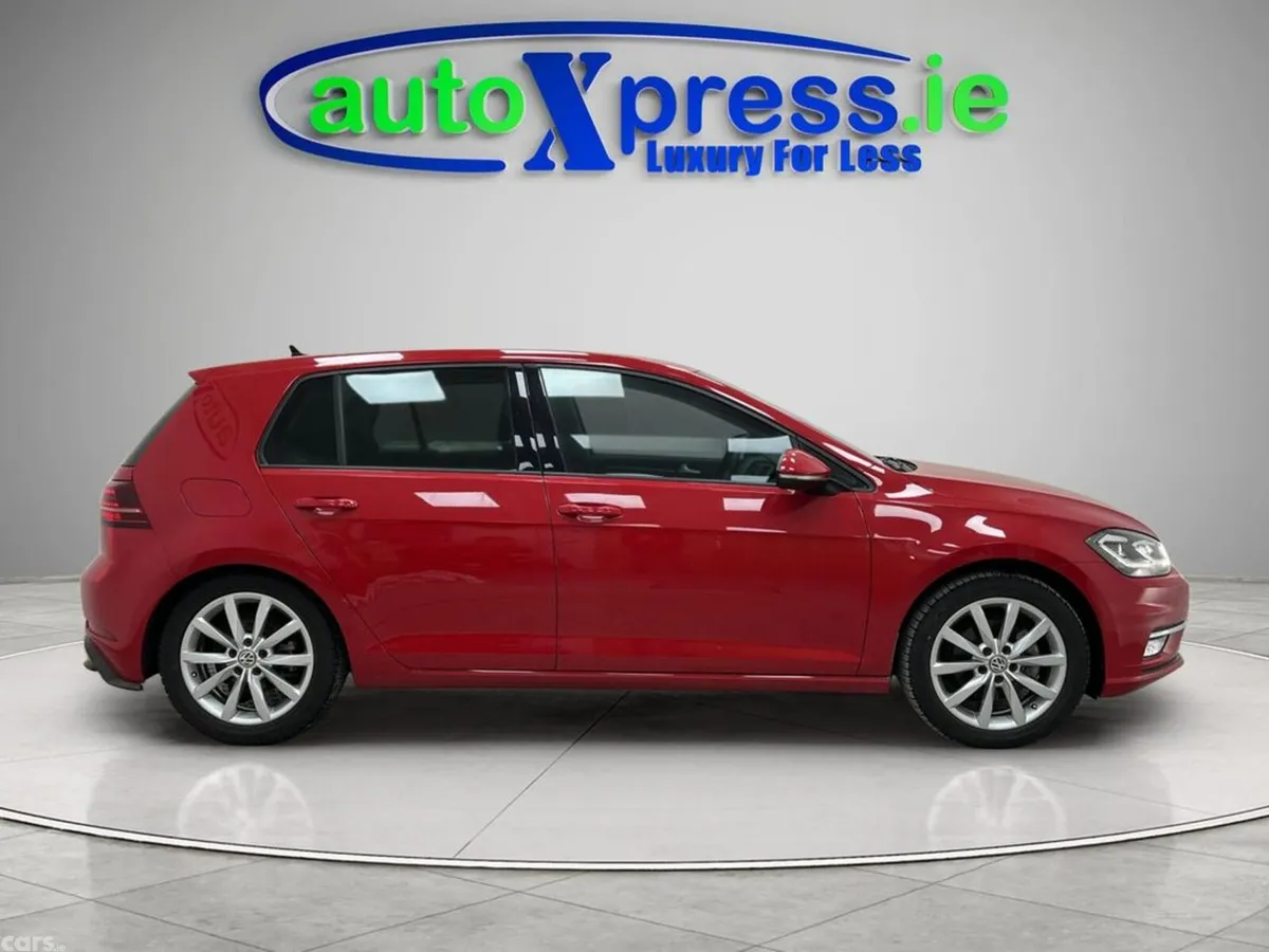 Volkswagen Golf Hatchback, Petrol, 2018, Red