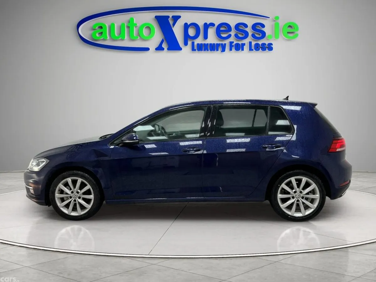 Volkswagen Golf Hatchback, Petrol, 2018, Blue