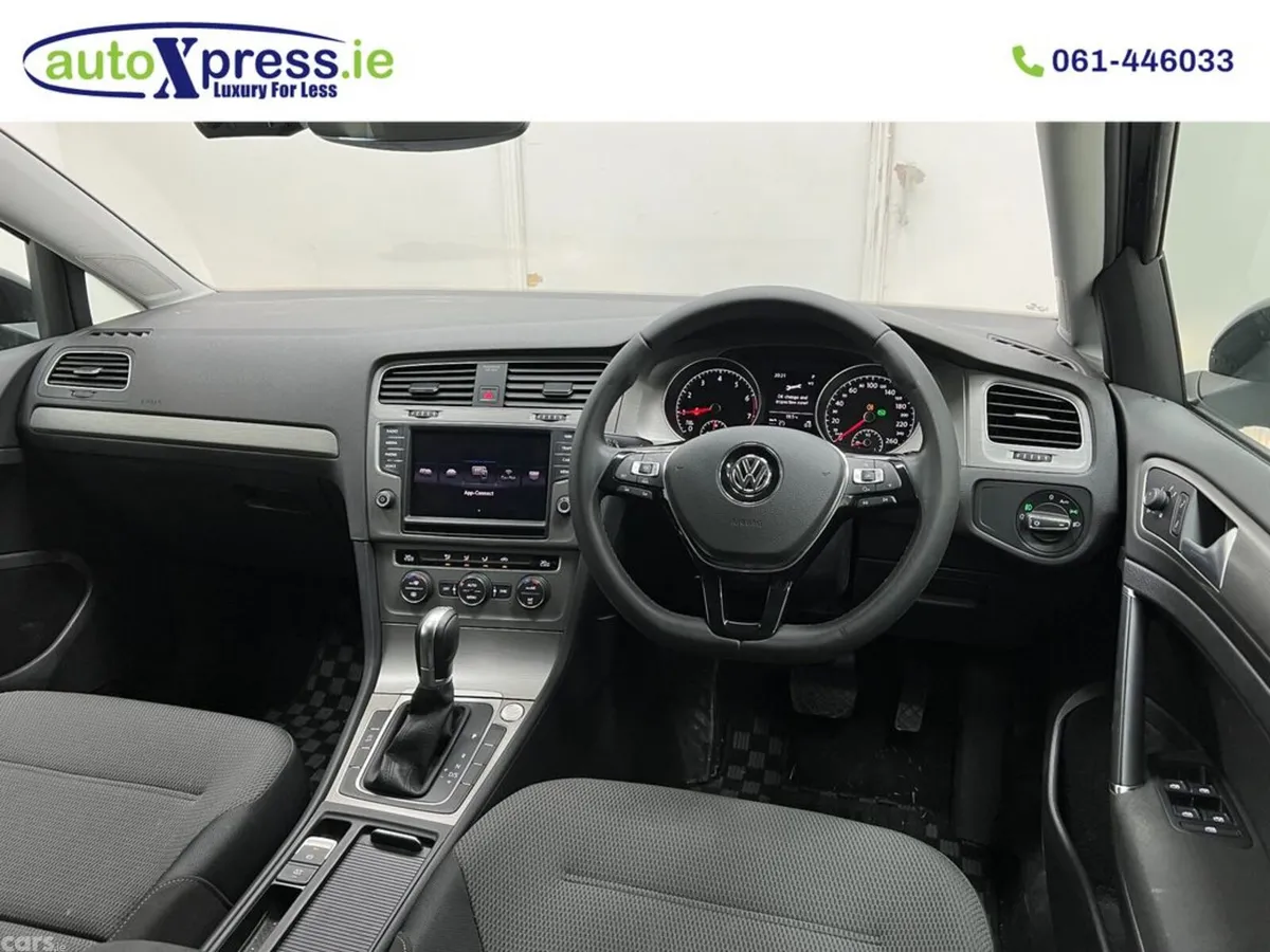 Volkswagen Golf Hatchback, Petrol, 2017, Black