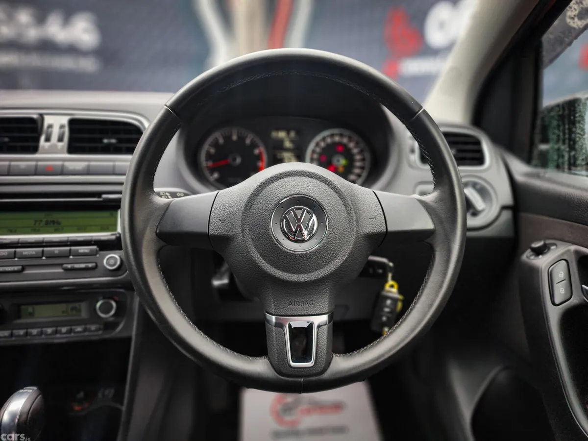 Volkswagen Polo Hatchback, Petrol, 2011, Black