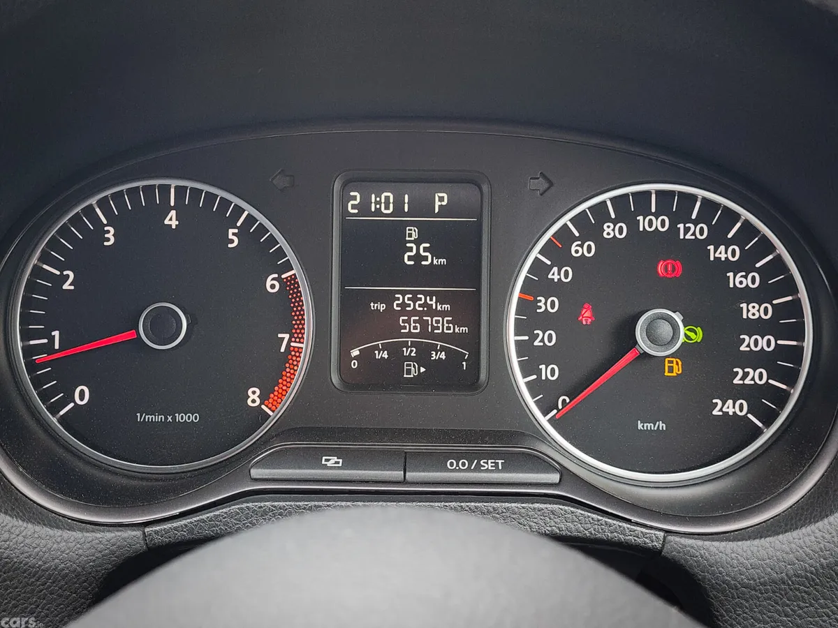 Volkswagen Polo Hatchback, Petrol, 2011, Black