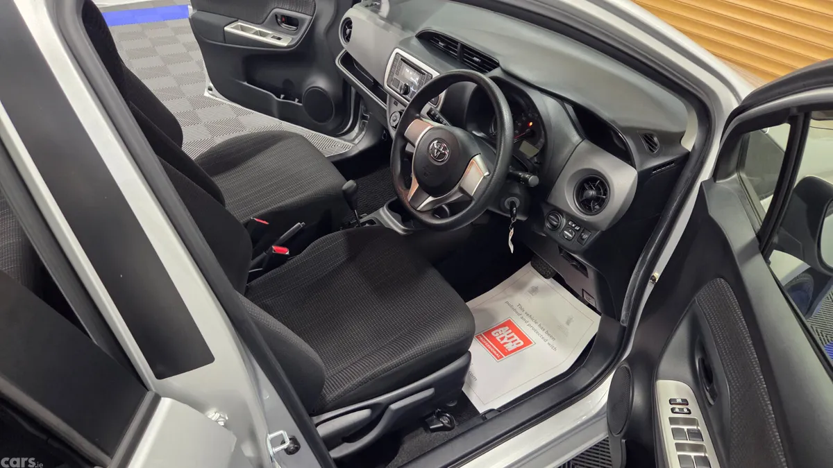 Toyota Vitz Hatchback, Petrol, 2017, Silver