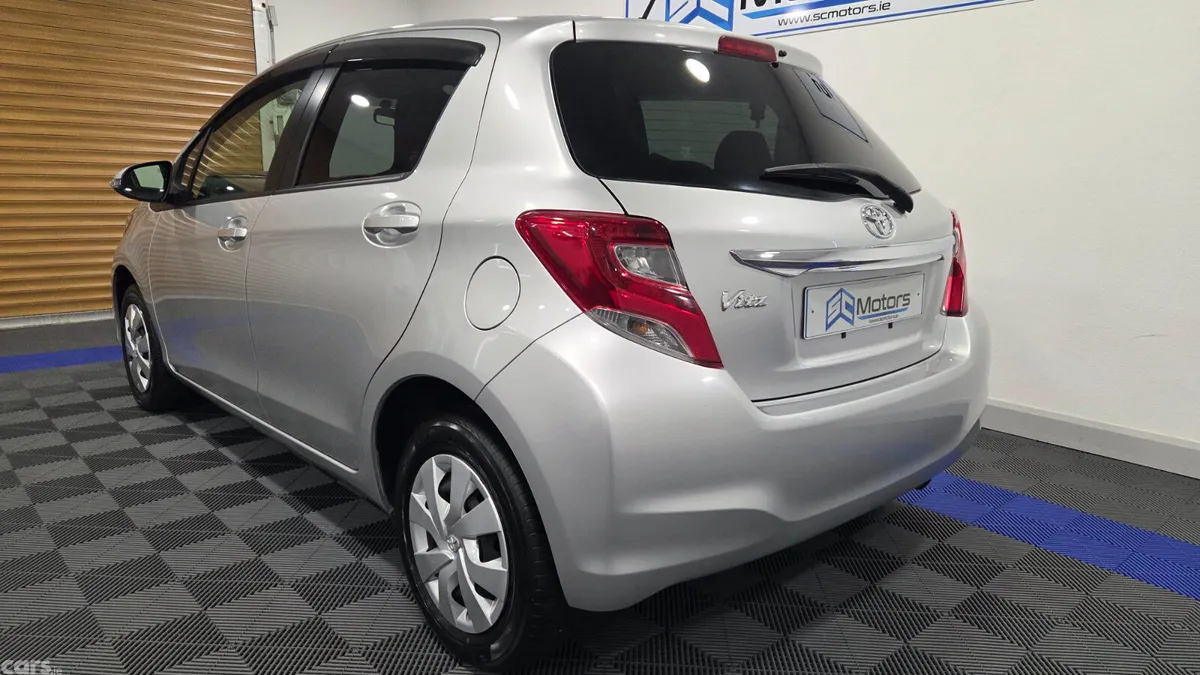 Toyota Vitz Hatchback, Petrol, 2017, Silver