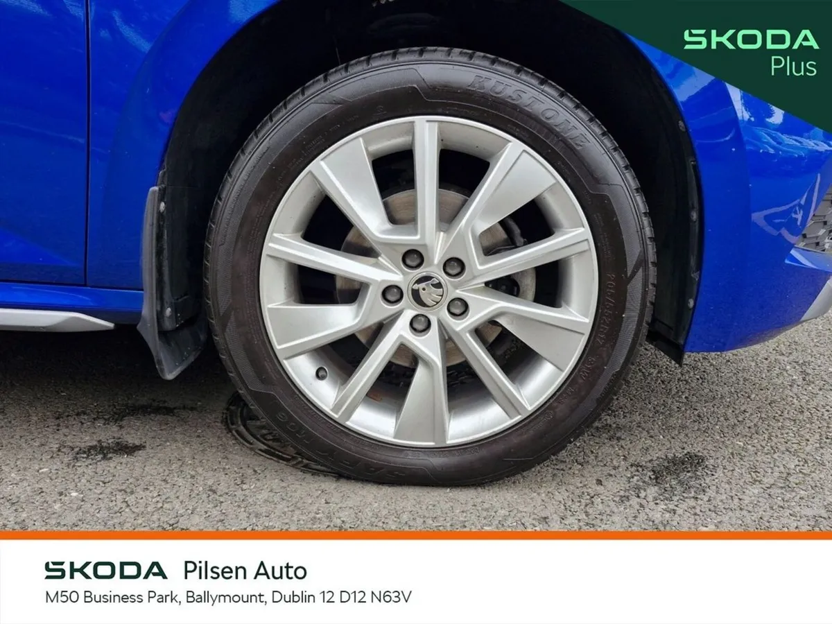 Skoda Kamiq Hatchback, Petrol, 2023, Blue