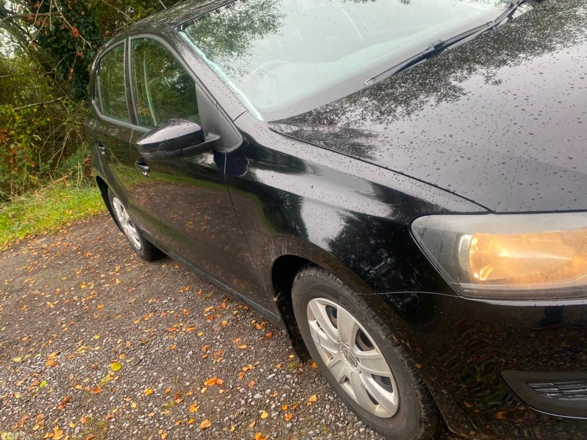 Volkswagen Polo Hatchback, Petrol, 2012, Black