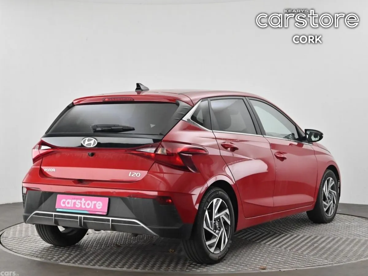 Hyundai i20 Hatchback, Petrol, 2024, Red