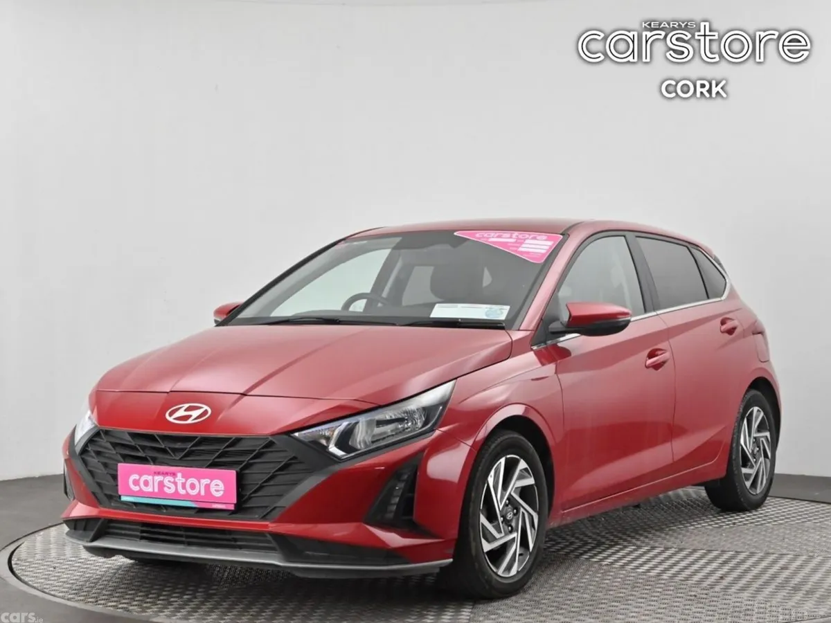 Hyundai i20 Hatchback, Petrol, 2024, Red