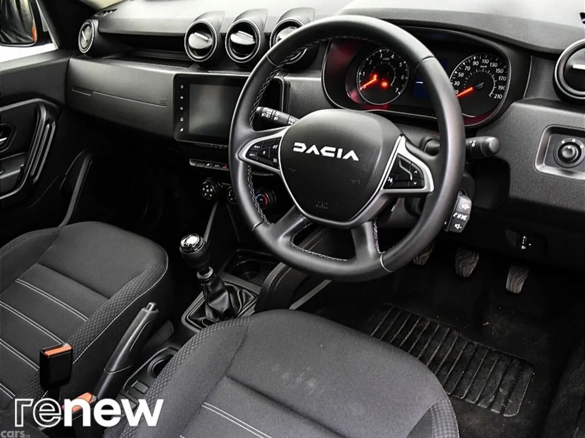 Dacia Duster SUV, Petrol, 2024, Orange