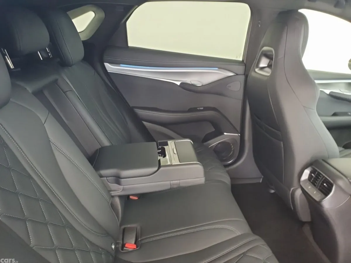 BYD SEALION 7 SUV, Electric, 2025, White