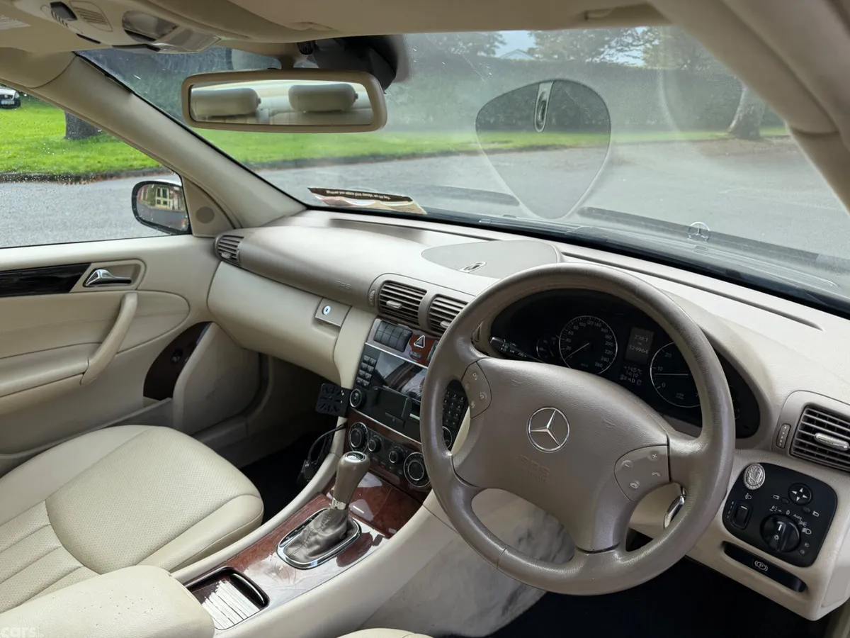 Mercedes-Benz C-Class Saloon, Petrol, 2007, Blue