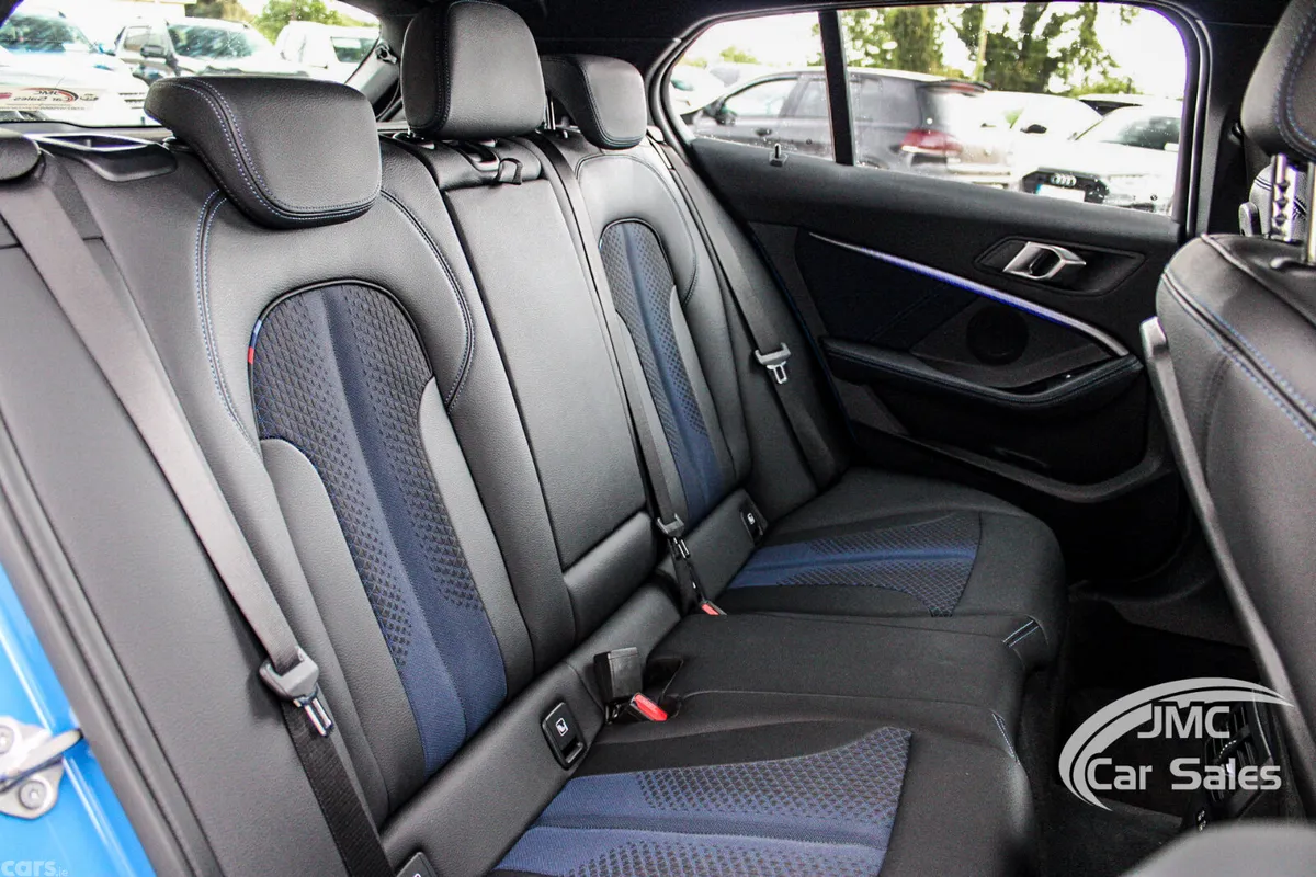 BMW 1-Series Hatchback, Diesel, 2020, Blue