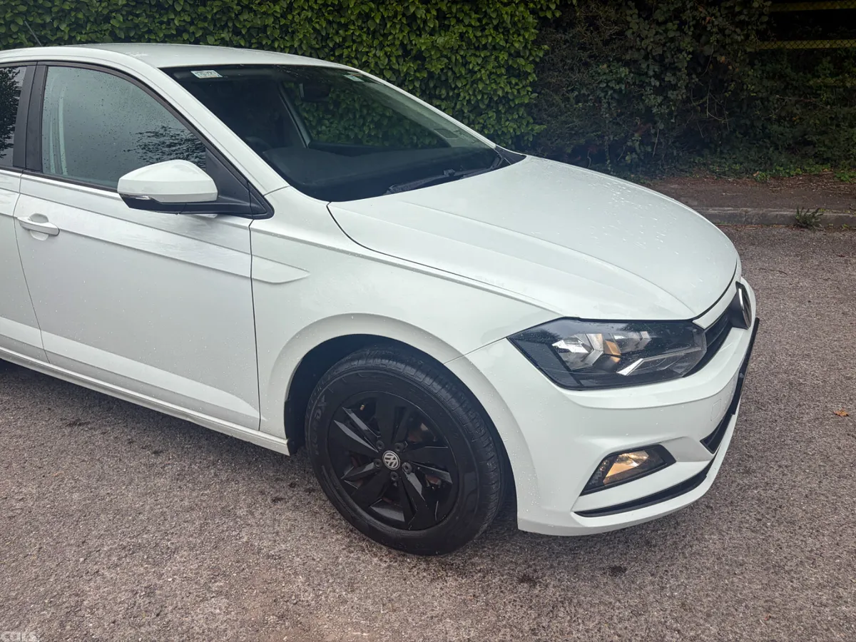 Volkswagen Polo Hatchback, Petrol, 2019, White