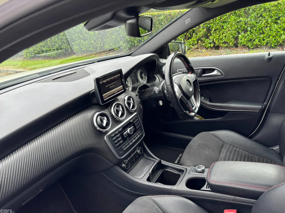 Mercedes-Benz A-Class Hatchback, Petrol, 2014, White