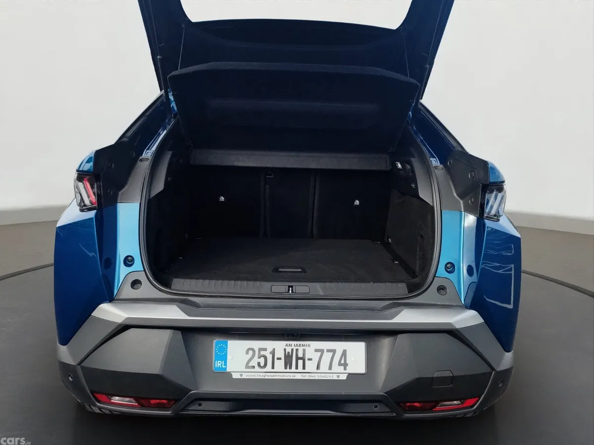 Peugeot 3008 MPV, Petrol Hybrid, 2025, Blue