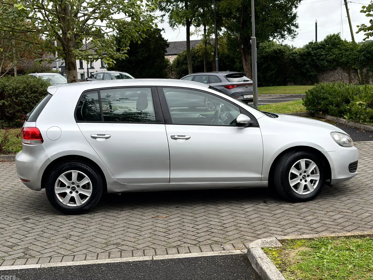 Volkswagen Golf Hatchback, Diesel, 2010, Silver