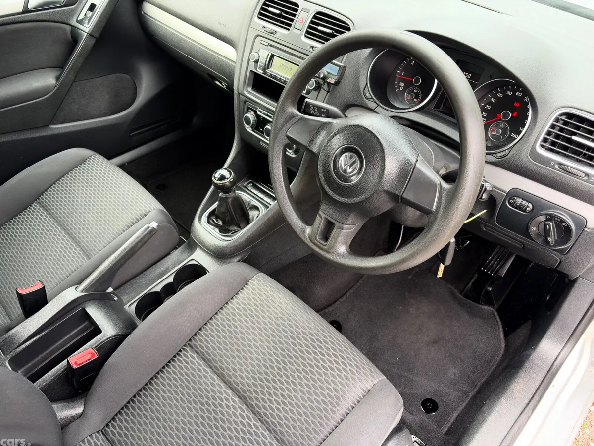 Volkswagen Golf Hatchback, Diesel, 2010, Silver