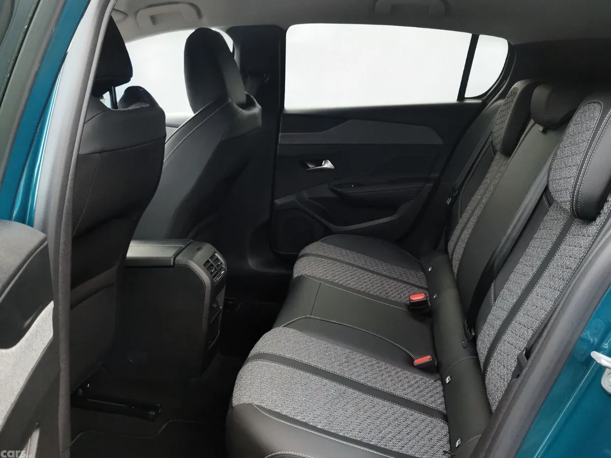 Peugeot 308 Hatchback, Petrol Hybrid, 2026, Blue