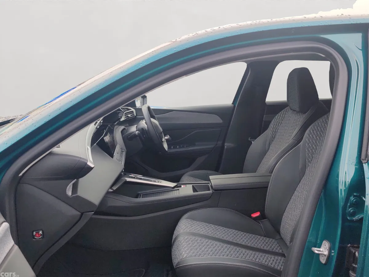 Peugeot 308 Hatchback, Petrol Hybrid, 2026, Blue