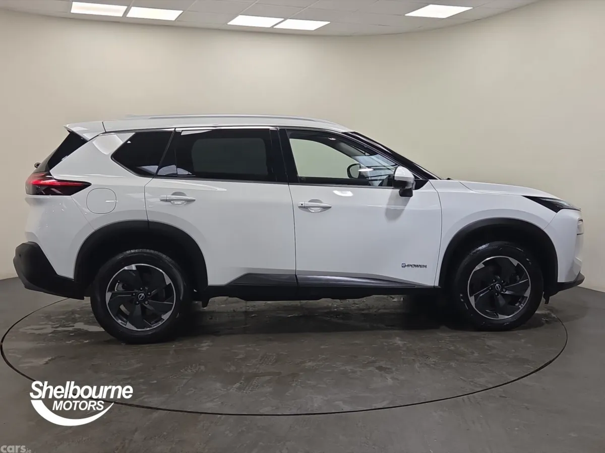 Nissan X-Trail SUV, Petrol Hybrid, 2025, White