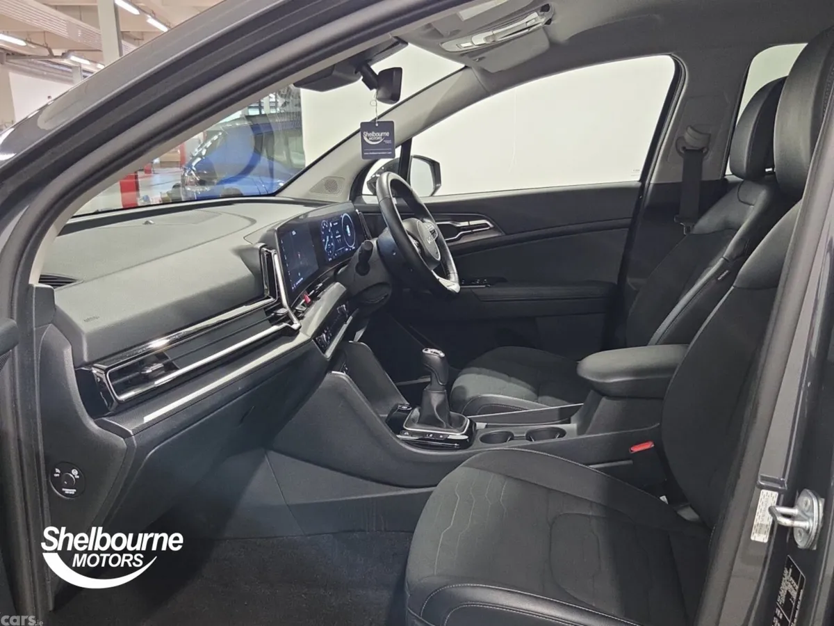 Kia Sportage SUV, Petrol, 2023, Grey