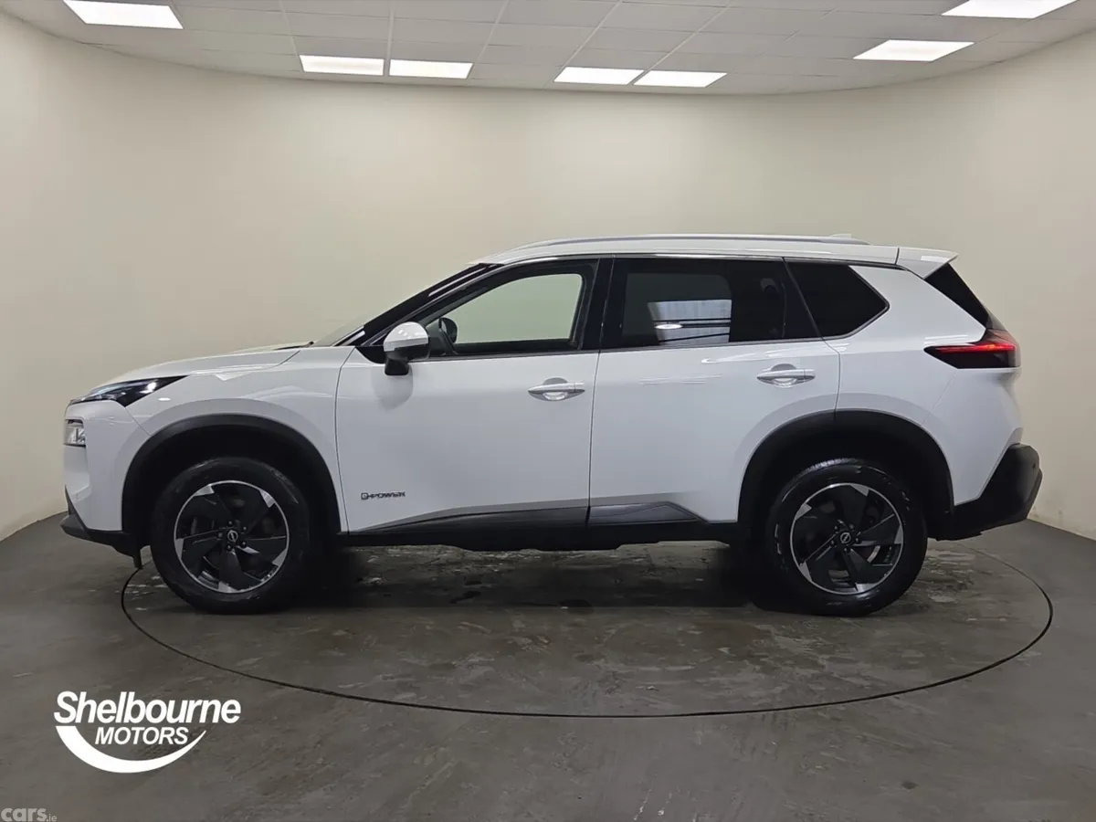 Nissan X-Trail SUV, Petrol Hybrid, 2025, White
