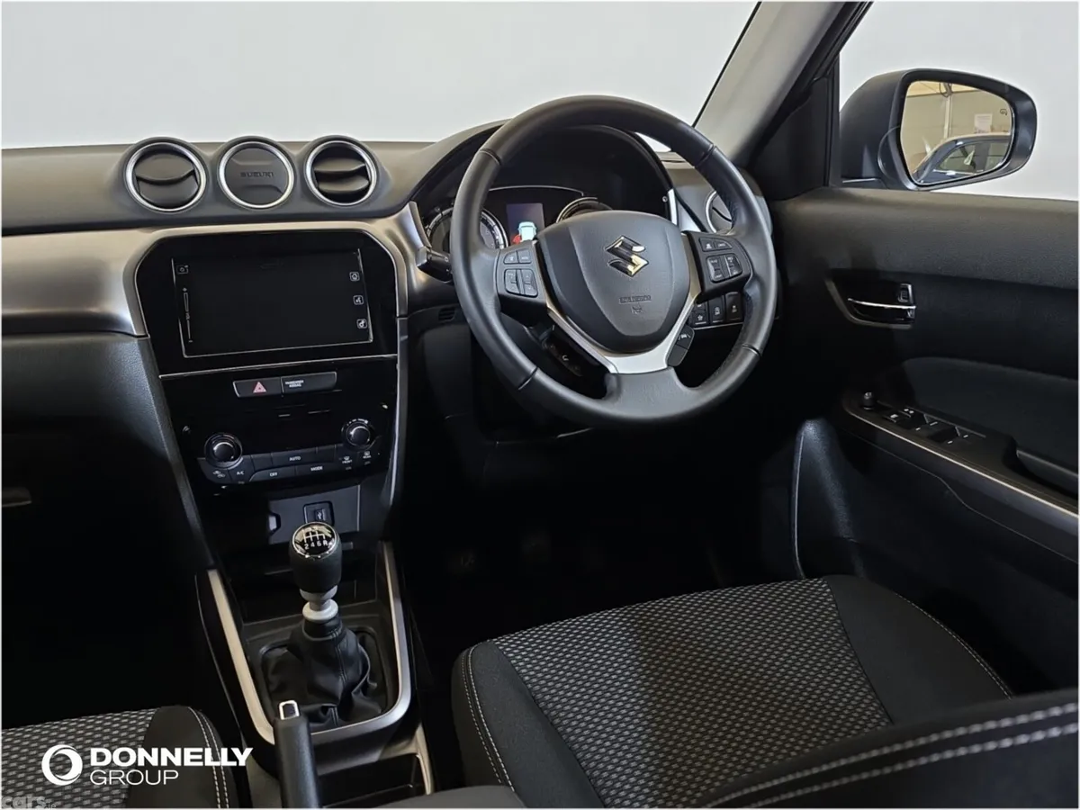 Suzuki Vitara SUV, Petrol, 2023, Grey