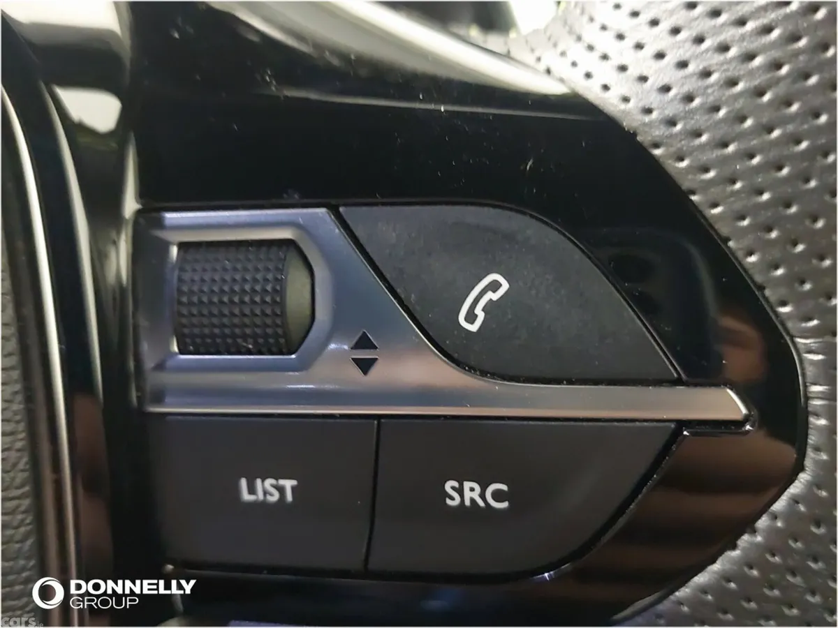 Peugeot 2008 Estate, Petrol, 2023, Grey