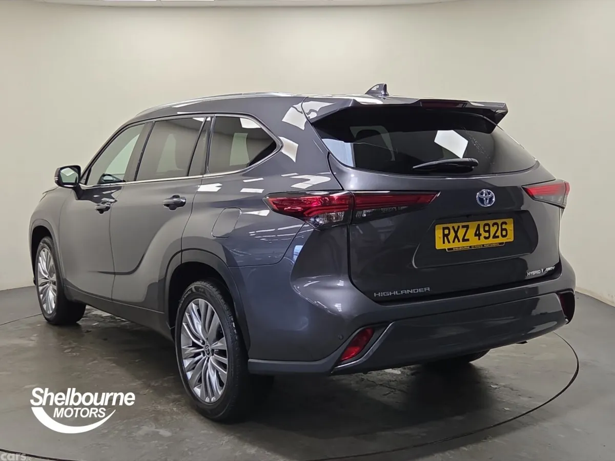 Toyota Highlander SUV, Petrol Hybrid, 2022, Grey