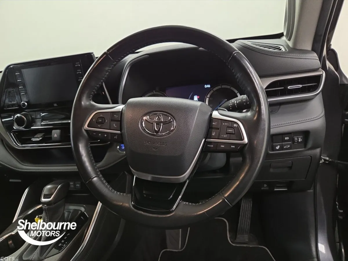 Toyota Highlander SUV, Petrol Hybrid, 2022, Grey