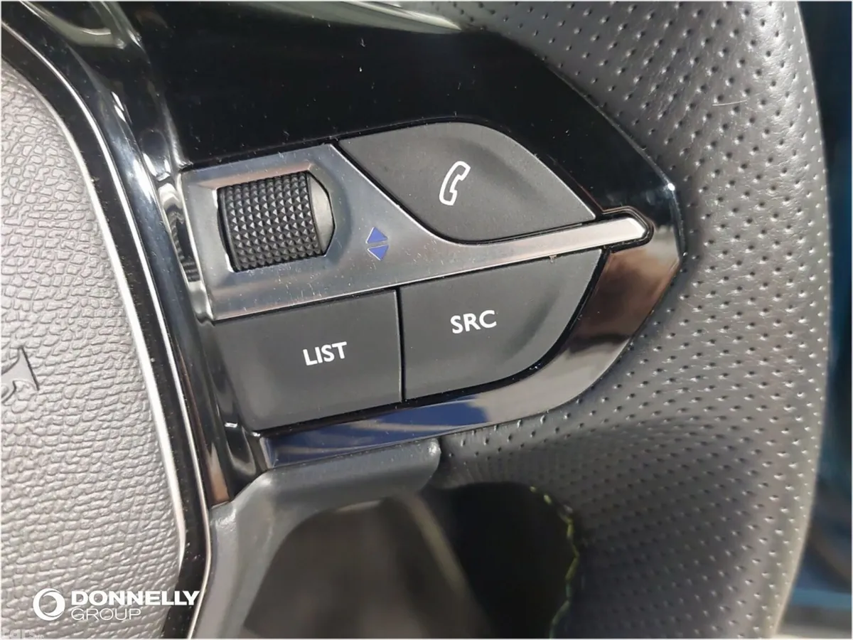 Peugeot 2008 Estate, Petrol, 2025, Blue