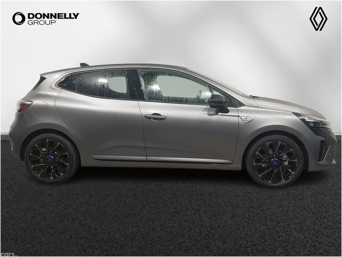 Renault Clio Hatchback, 2026, 
