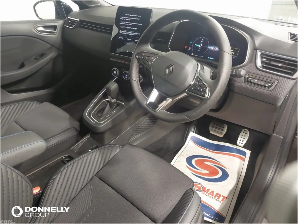 Renault Clio Hatchback, 2026, 