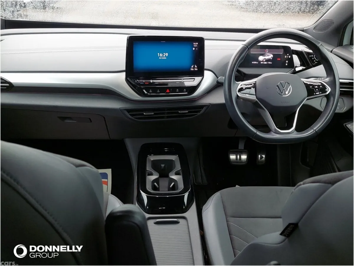 Volkswagen ID.4 Estate, Electric, 2023, White