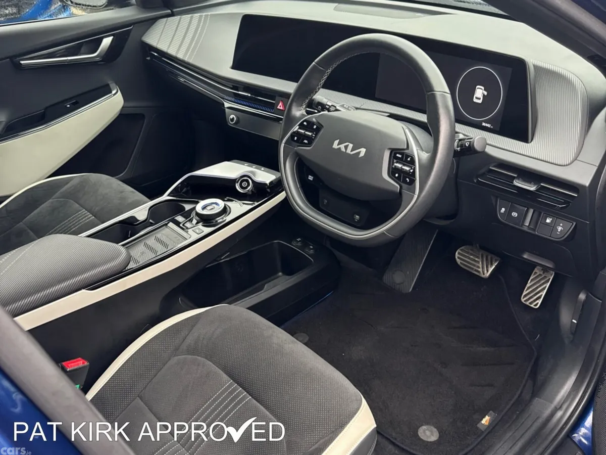 Kia EV6 Hatchback, Electric, 2022, Blue