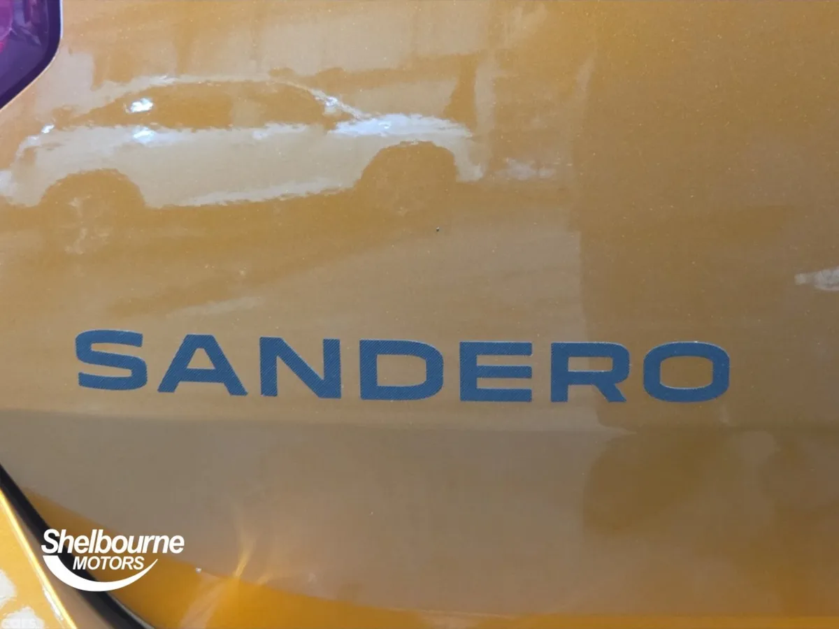 Dacia Sandero Stepway Hatchback, Petrol Gas, 2023, Orange