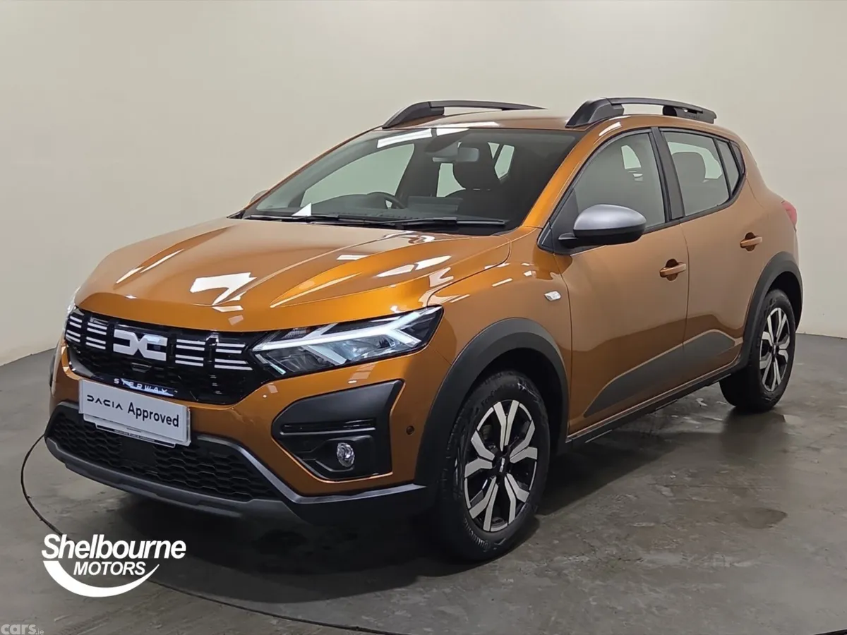 Dacia Sandero Stepway Hatchback, Petrol Gas, 2023, Orange