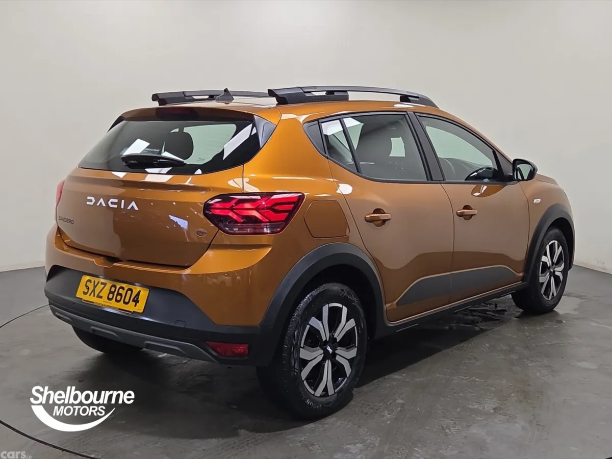Dacia Sandero Stepway Hatchback, Petrol Gas, 2023, Orange