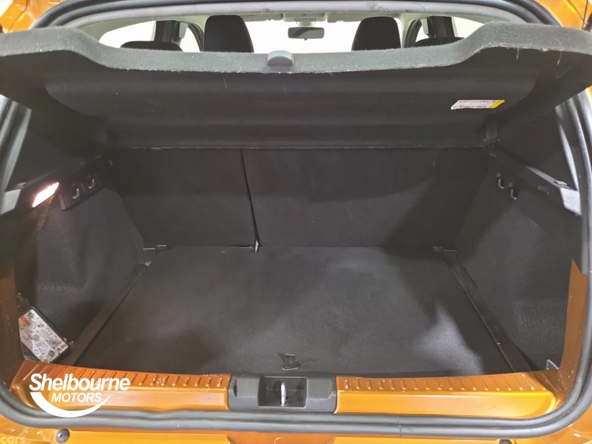 Dacia Sandero Stepway Hatchback, Petrol Gas, 2023, Orange