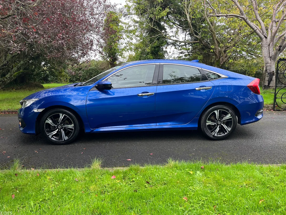 Honda Civic Saloon, Petrol, 2020, Blue