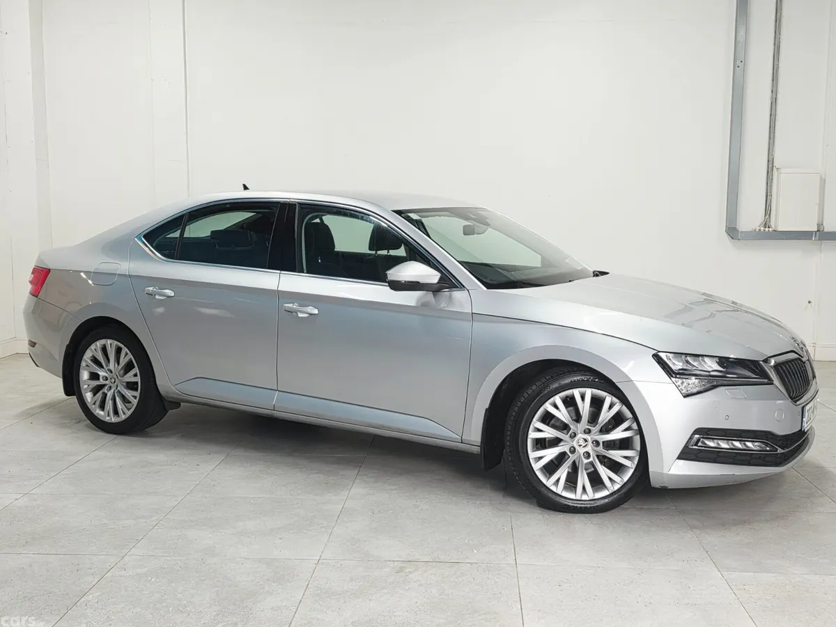 Skoda Superb Saloon, Diesel, 2020, Silver