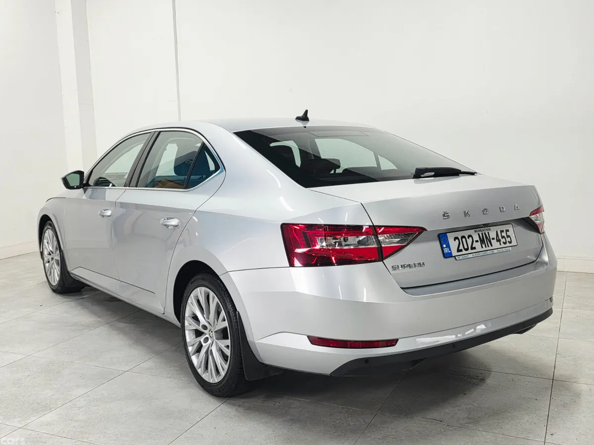 Skoda Superb Saloon, Diesel, 2020, Silver