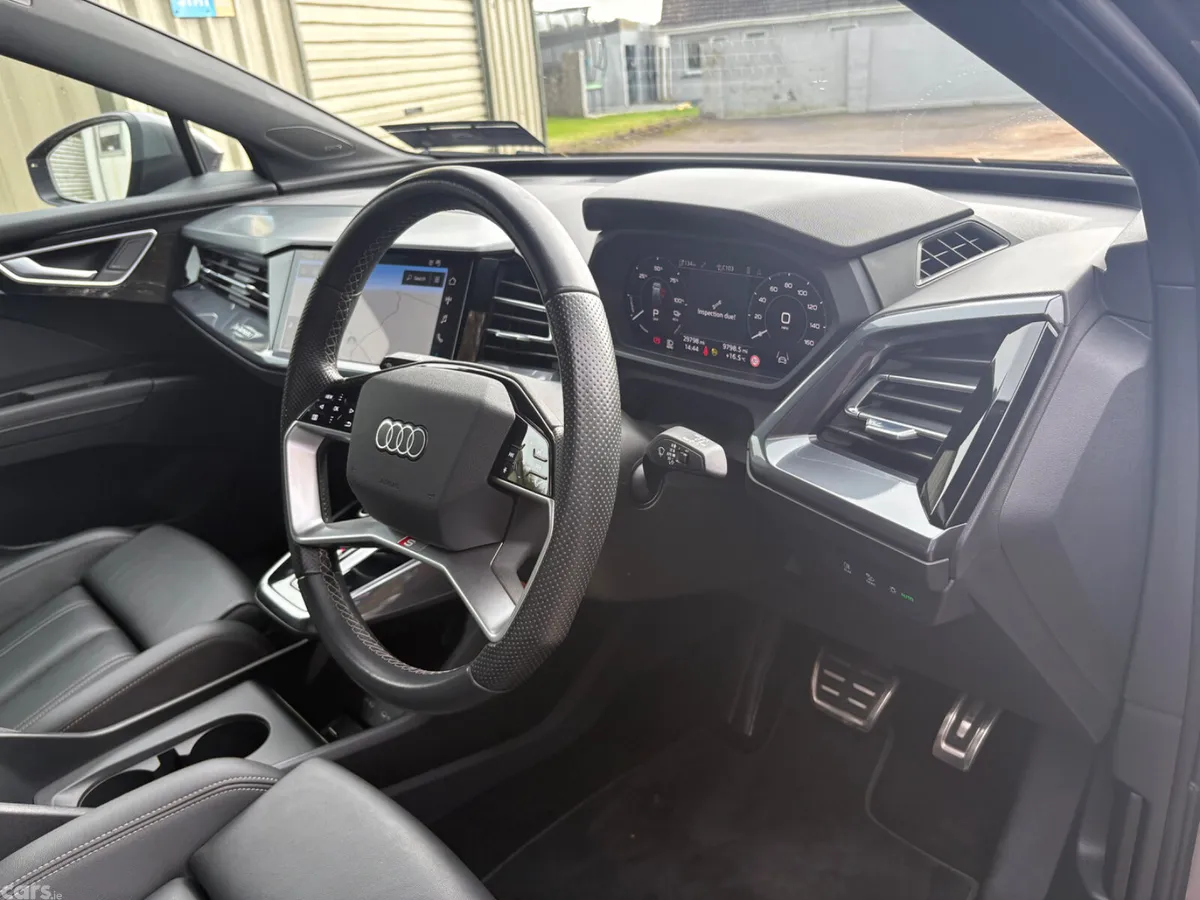 Audi Q4 e-tron SUV, Electric, 2024, Grey
