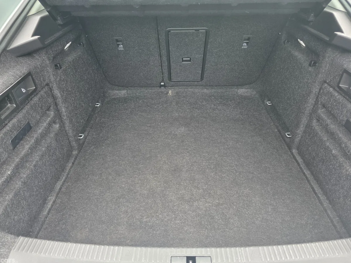 Skoda Superb Saloon, Diesel, 2020, Silver