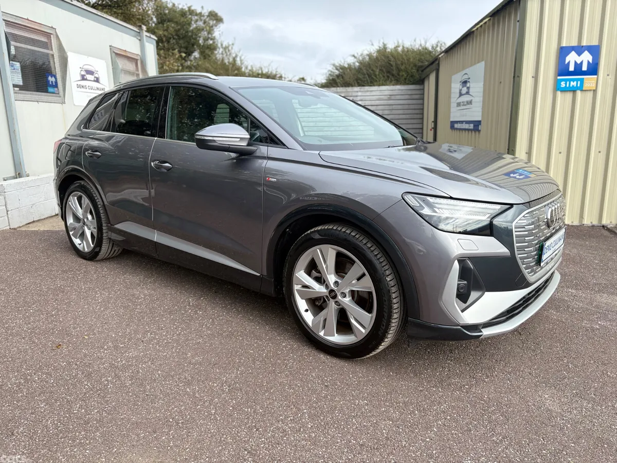 Audi Q4 e-tron SUV, Electric, 2024, Grey