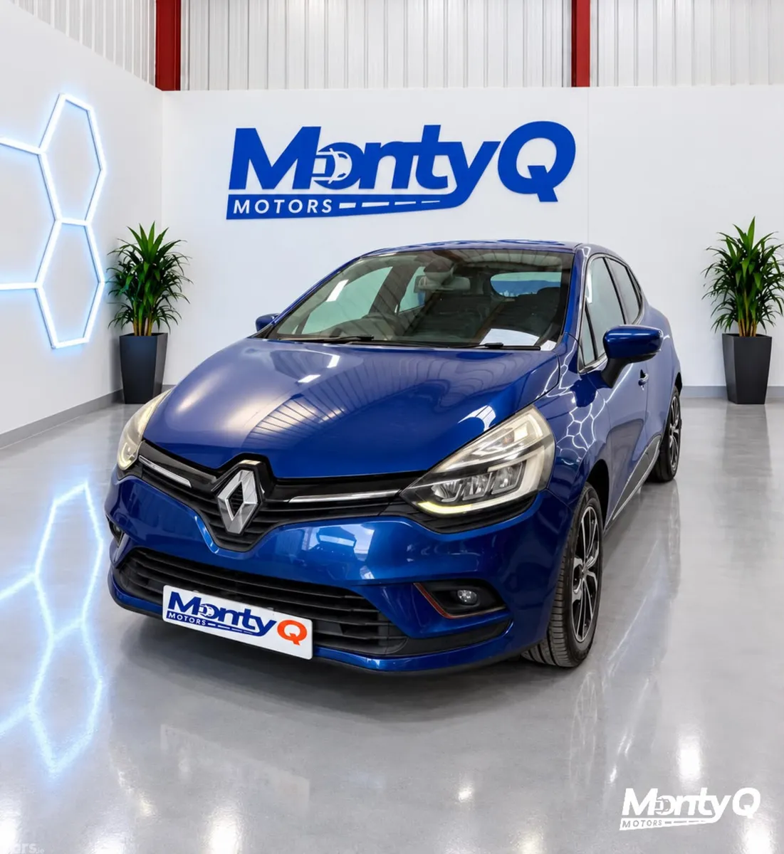Renault Clio Hatchback, Petrol, 2017, Blue