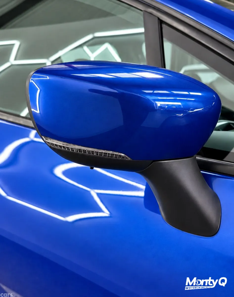 Renault Clio Hatchback, Petrol, 2017, Blue